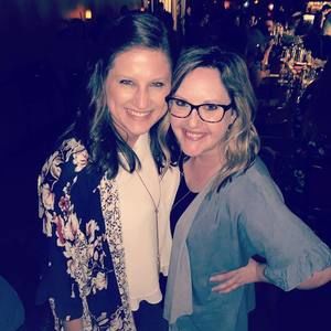 Meet your Posher, Hilary